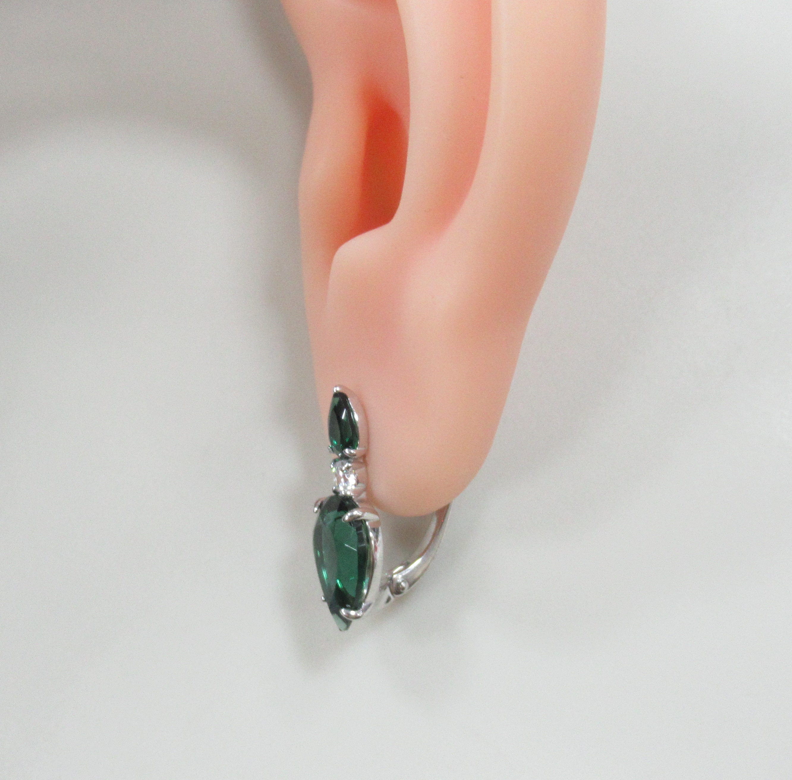 Серебряные серьги с празиолитами